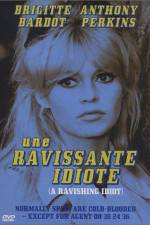 Watch Une ravissante idiote Zmovie