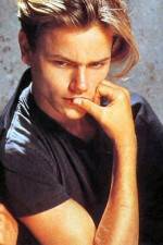 Watch RIVER PHOENIX: FINAL 24 Zmovie